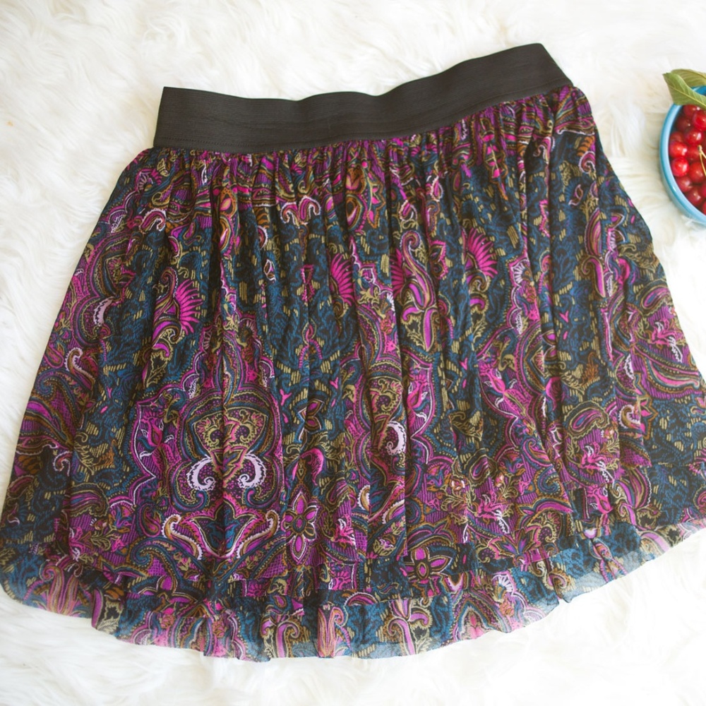 Paisley floral mini skirt, Sz M